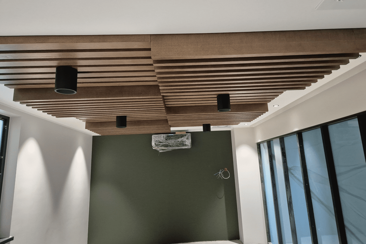 Räätälöity akustinen katto